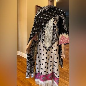 polka dot 2 piece lawn shalwar suit,silk duppatta,laced, embroidered, edged.fine